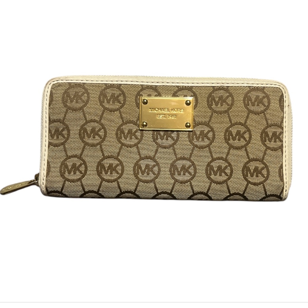 Michael Kors Canvas long zip around wallet EUC